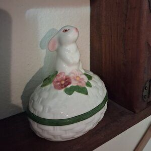 Avon glass bunny trinket dish